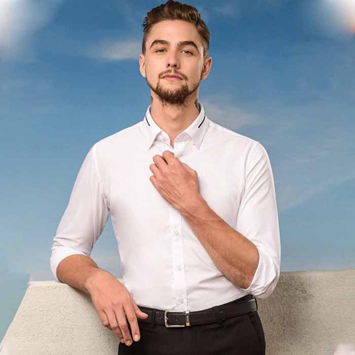 Adam Store mang đến những chiếc sơ mi trắng truyền thông lịch lãm, tinh tế