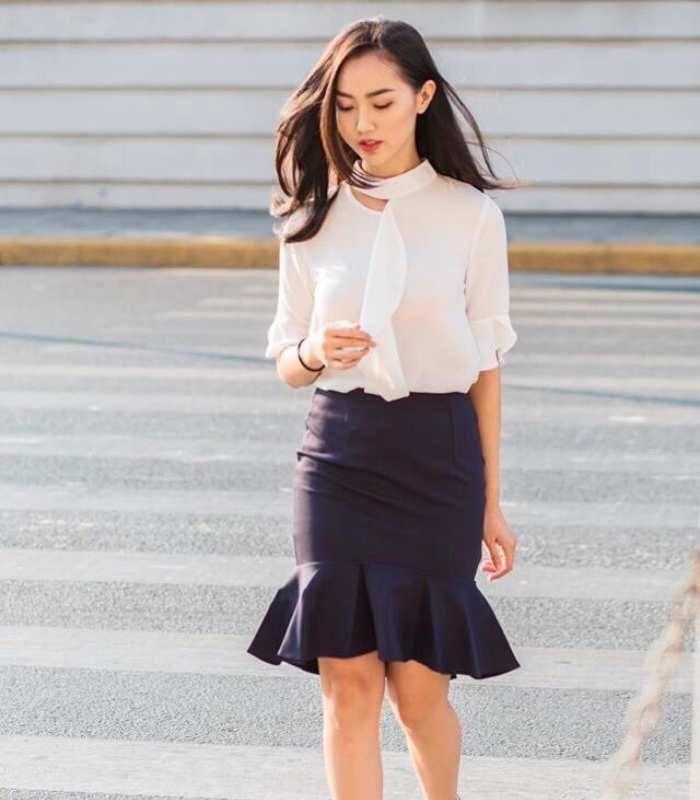 Nàng Trang Chủ Fly88.Com Uy Tín Đẳng Cấp Số 1 Châu Á ngọt ngào trong bộ Flai88 nhà cái OkVip FLY88 tặng nạp đầu 188K - váy đuôi cá