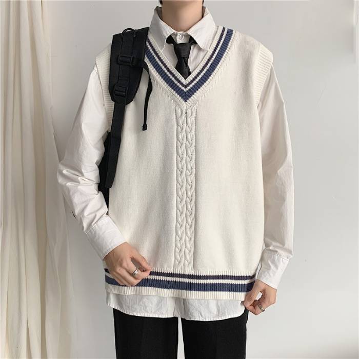Set Flai88 nhà cái OkVip được giới trẻ yêu thích - áo gile, sơ mi và quần jeans đen