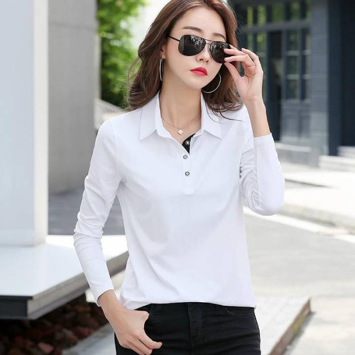 Trẻ trung trong chiếc polo trơn phong cách Hàn Quốc