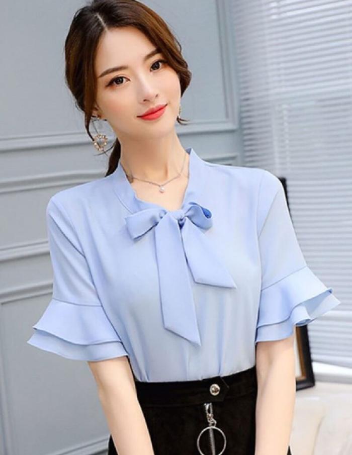 Mẫu áo cổ thắt nơ có tay nhún mềm mại dành cho những nàng Trang Chủ Fly88.Com Uy Tín Đẳng Cấp Số 1 Châu Á thích điệu đà