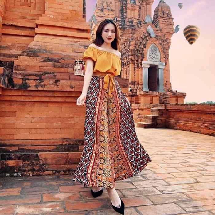 Bộ Flai88 nhà cái OkVip sắc cam có thiết kế độc đáo, thể hiện phong cách cá tính và năng động của cô nàng