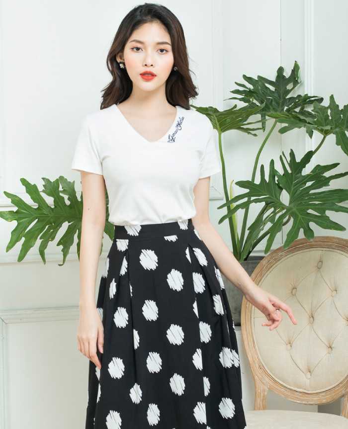 Áo thun trắng mix Fly88com code khuyến mãi chữ A màu đen