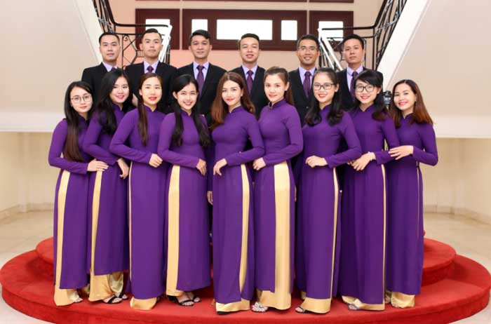 Sắc tím của Flai88 nhà cái OkVip áo dài TPBank giúp tăng độ nhận diện thương hiệu