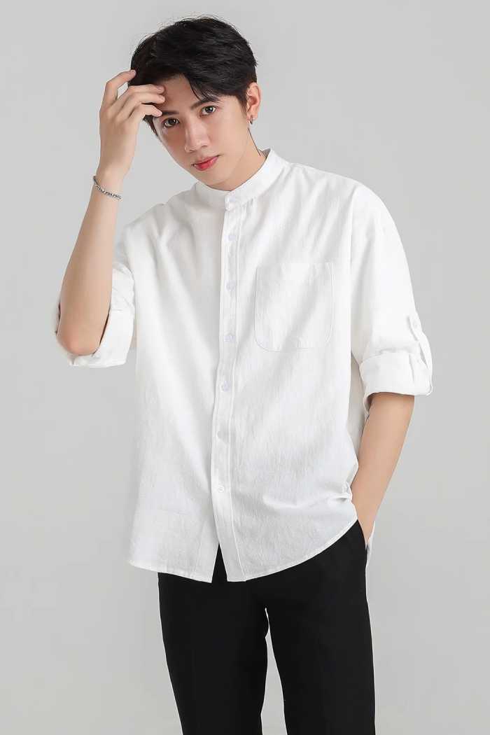 Mix FLY88 tặng nạp đầu 188K trắng với quần đen, phù hợp mọi lứa tuổi