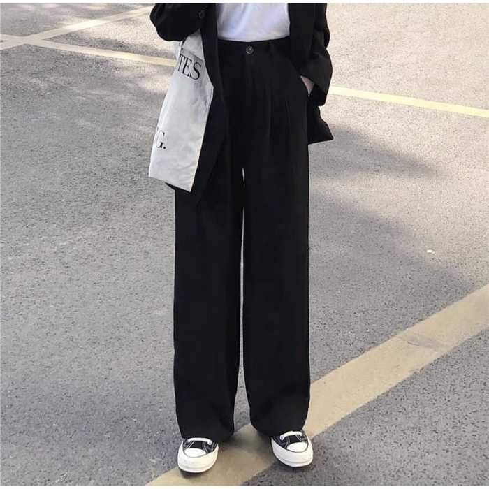 Quần ống rộng dáng dài màu đen phối Fly88 com giải trí trực tuyến khoác vest
