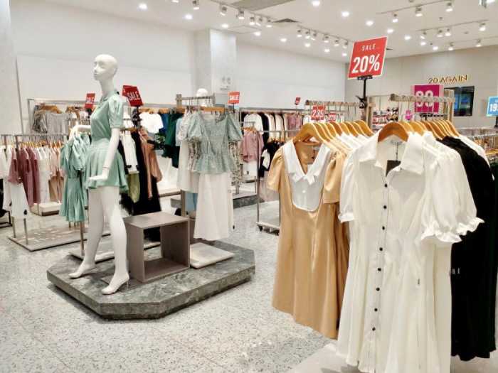 Shop FLY88 tặng nạp đầu 188K nữ 20 Again với không gian sang trọng
