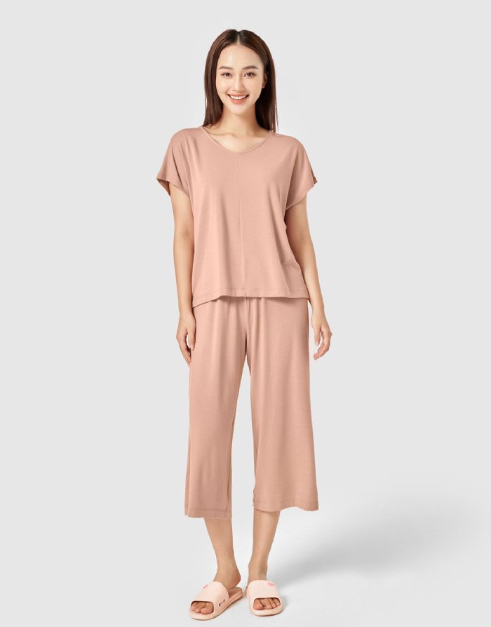 Mẫu Fly88 com giải trí trực tuyến lạnh được đặt may tại Huyền Đỗ Store