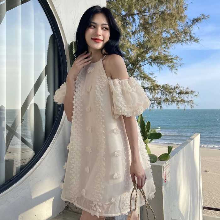 Váy yếm phối ren nhẹ nhàng nữ tính