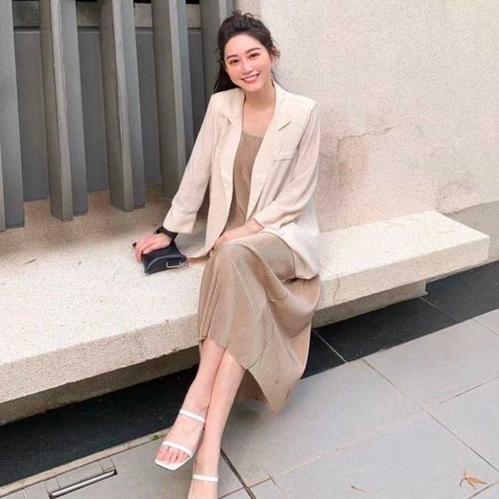 Diện váy và áo blazer thanh lịch đến nơi Trang Chủ Fly88.Com Uy Tín Đẳng Cấp Số 1 Châu Á