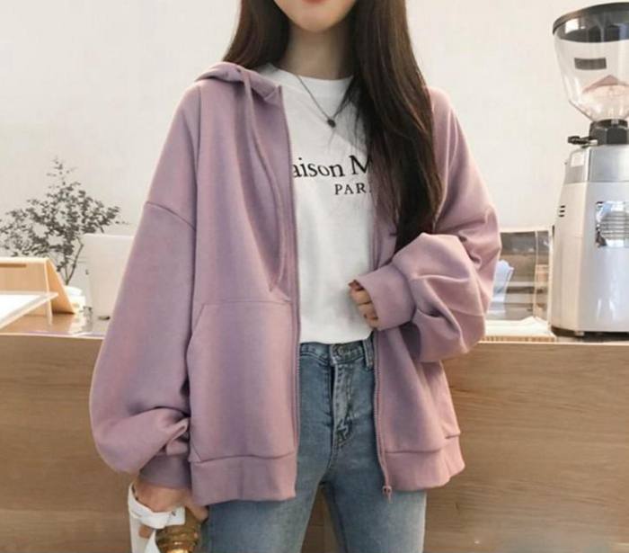 Mẫu áo hoodie nữ dày dặn thích hợp cho chị em mặc vào mùa đông lạnh giá