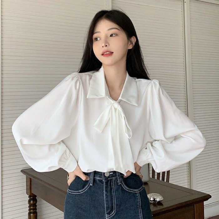 Phối FLY88 tặng nạp đầu 188K form rộng cùng quần jean cạp cao năng động