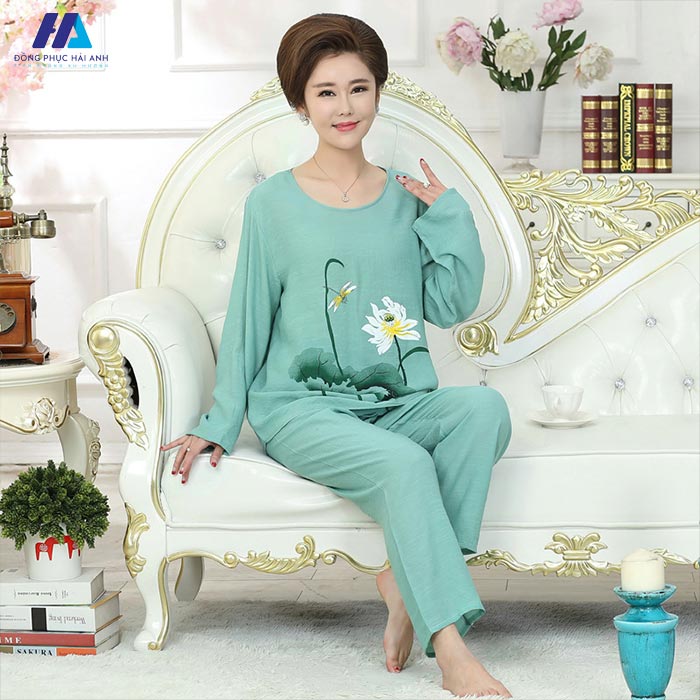 Gợi ý các mẫu đồ bộ mặc ở nhà cho phụ nữ trung niên