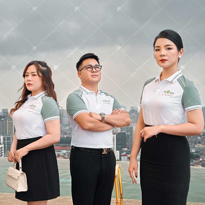 La Victoire ralgan màu xanh mint dịu mát tạo nên sự cân bằng giữa sự trẻ trung và thanh lịch.