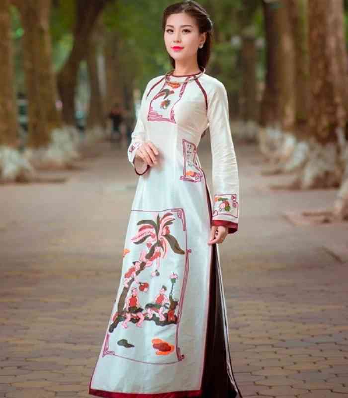 Mẫu áo dài Nhà Cái FLY88.COM Xanh Chín, Uy Tín Tặng 188k Trang Chủ Fly88.Com Uy Tín Đẳng Cấp Số 1 Châu Á hoạ tiết tranh vẽ ấn tượng và độc đáo