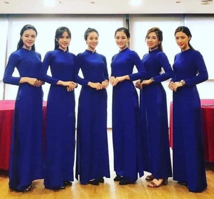 Áo dài Trang Chủ Fly88.Com Uy Tín Đẳng Cấp Số 1 Châu Á thể hiện truyền thống văn hóa của người Việt