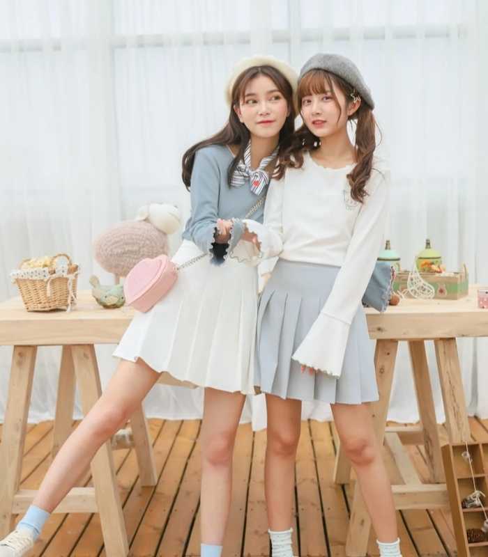 Hội bạn thân có thể cùng nhau mặc set đồ Fly88 com giải trí trực tuyến và Fly88com code khuyến mãi tennis