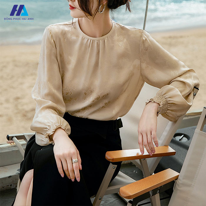 Tổng hợp các mẫu thời trang tuổi trung niên cao cấp, sang trọng 