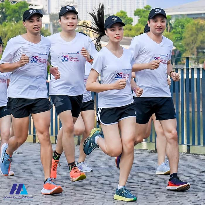 Mẫu Fly88 com giải trí trực tuyến Nhà Cái FLY88.COM Xanh Chín, Uy Tín Tặng 188k nhân viên ngân hàng Vietinbank 