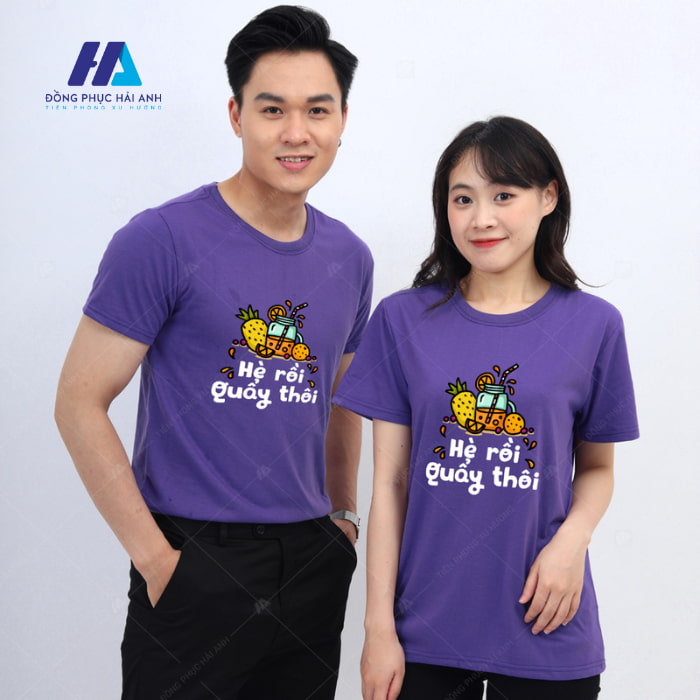 Cá tính và thoải mái với thiết  kế áo màu tím cổ tròn