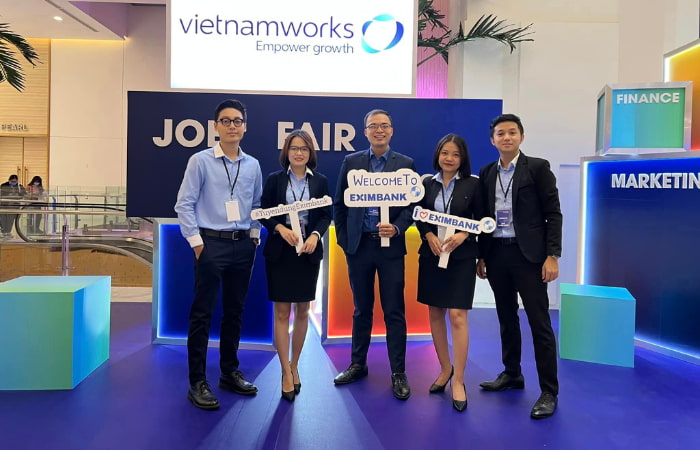 áo vest Nhà Cái FLY88.COM Xanh Chín, Uy Tín Tặng 188k Eximbank được sử dụng trong các dịp quan trọng và đặc biệt