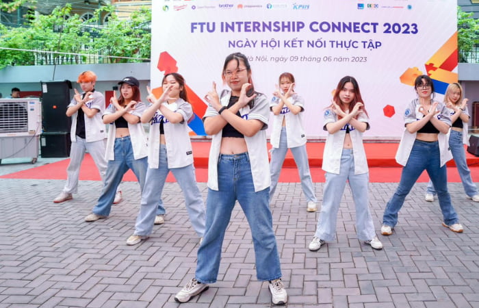 FLy88 quaytay.tv bóng đá đại học ngoại thương được nhiều sinh viên yêu thích