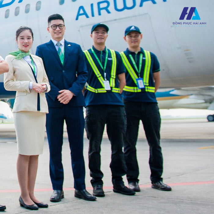 Thiết kế tạp dề Nhà Cái FLY88.COM Xanh Chín, Uy Tín Tặng 188k của tiếp viên hàng không Bamboo Airways 