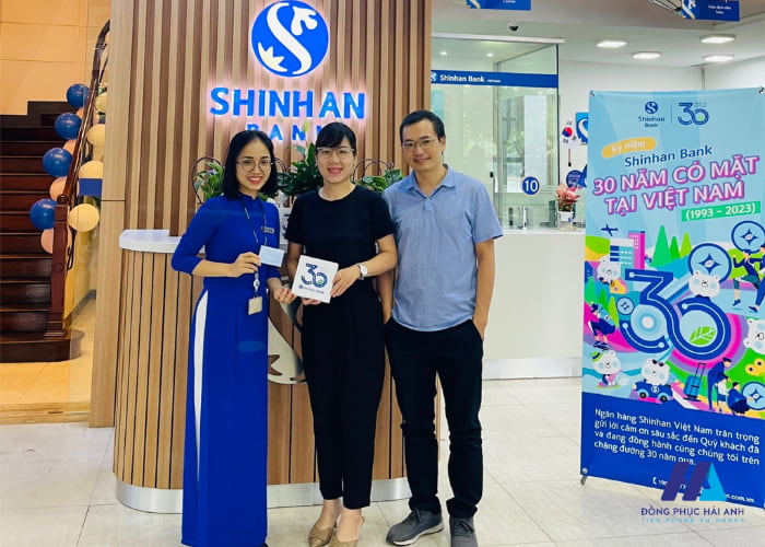 FLy88 quaytay.tv bóng đá Shinhan Bank gây ấn tượng bởi màu sắc hài hòa, tinh tế