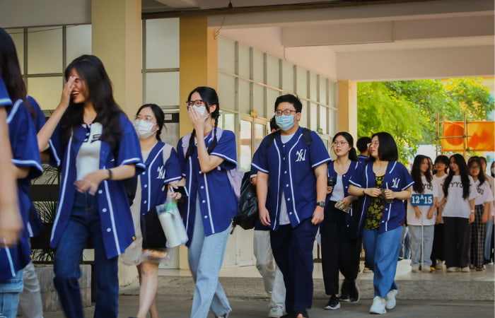 Fly8888 link không chặn dạng sơ mi của học sinh