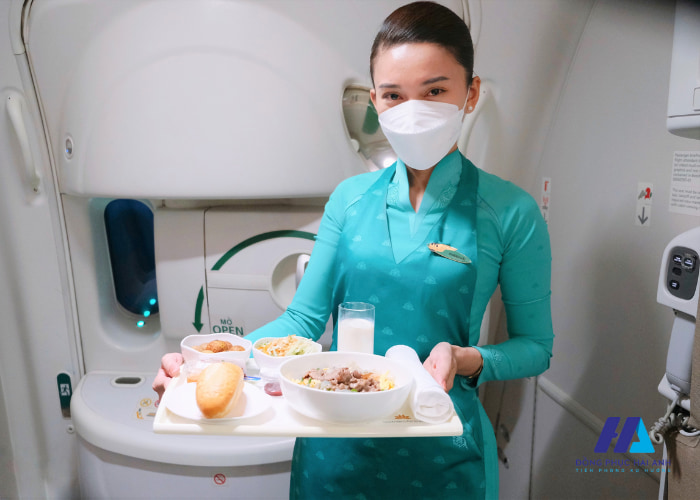 Tạp dề Nhà Cái FLY88.COM Xanh Chín, Uy Tín Tặng 188k tiếp viên Vietnam Airlines được sử dụng khi phục vụ các bữa ăn
