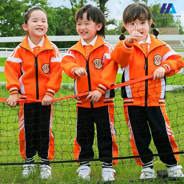 FLy88 quaytay.tv bóng đá mùa đông có thiết kế gọn gàng, tạo sự thoải mái cho bé 