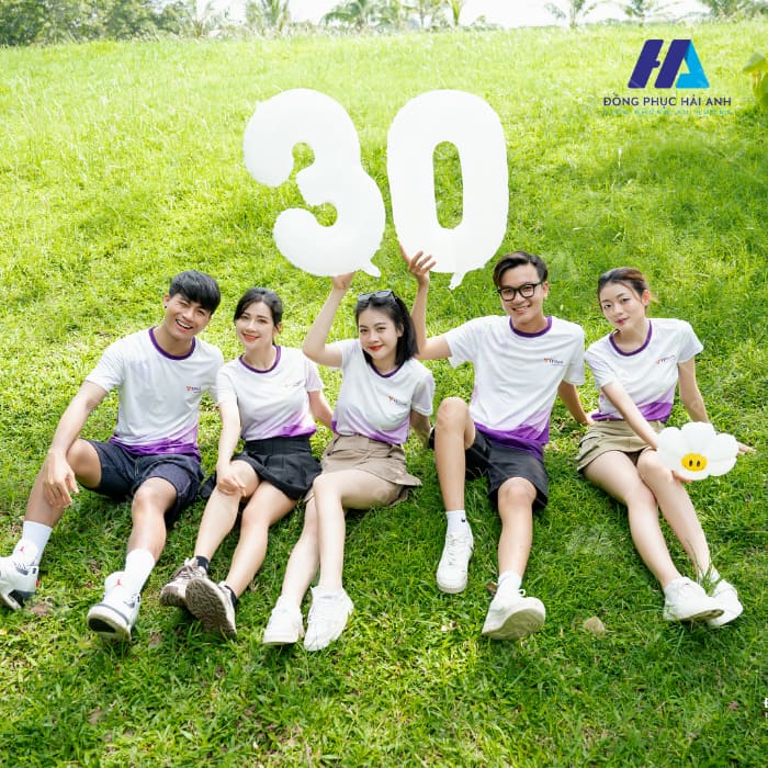 Trẻ trung và năng động với mẫu Fly88 com giải trí trực tuyến team building cổ tròn