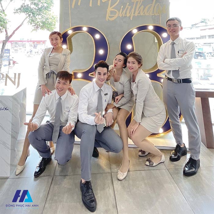 Mẫu FLY88 tặng nạp đầu 188K Nhà Cái FLY88.COM Xanh Chín, Uy Tín Tặng 188k công ty PNJ thanh lịch, sang trọng 