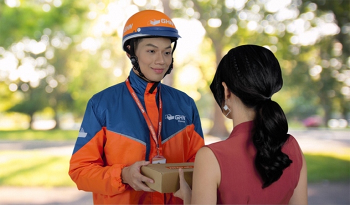 FLy88 quaytay.tv bóng đá giao hàng nhanh tăng tính chuyên nghiệp và đồng đều trong hình ảnh của nhân viên
