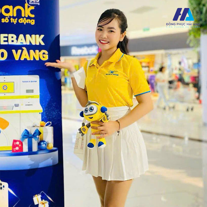 Trang phục Nam Á Bank mang lại sự tự tin cho nhân viên 