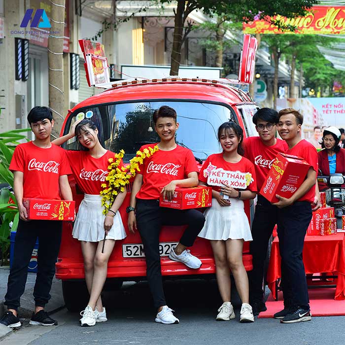 Trẻ trung và năng động với mẫu Flyok.vip truy cập ngay nhân viên Pg Coca Cola 
