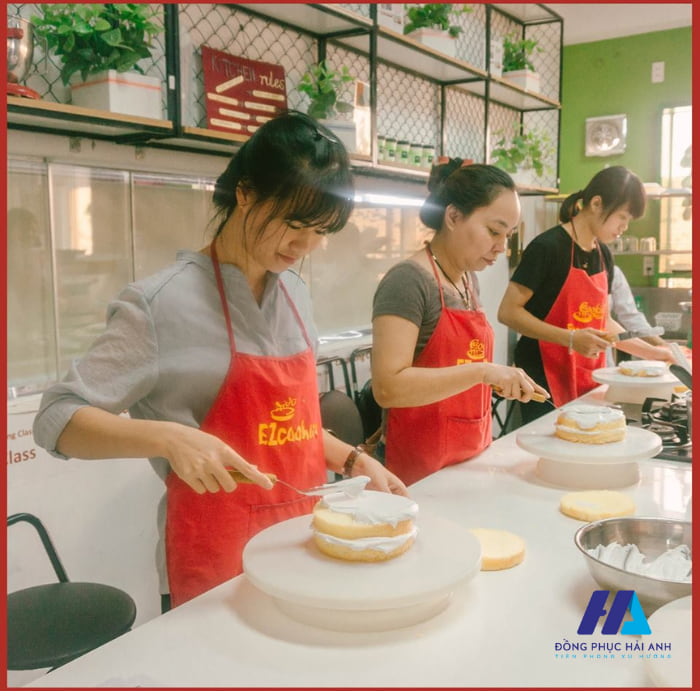 Nhà Cái FLY88.COM Xanh Chín, Uy Tín Tặng 188k tạp dề cơ sở dạy làm bánh gấy ấn tượng với tên thương hiệu