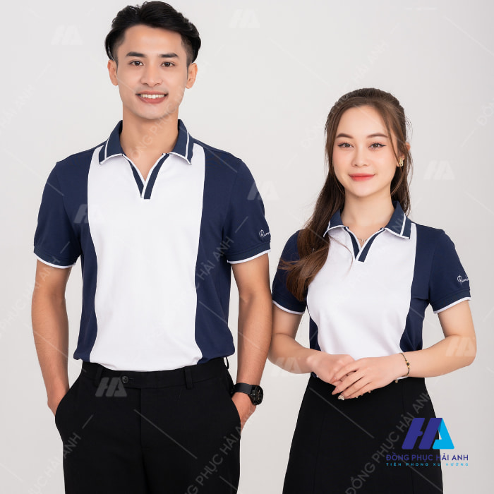 Dáng áo cổ chữ V hiện đại sang trọng của nhiều người yêu thích khi may Flyok.vip truy cập ngay công ty tại Hà Nội