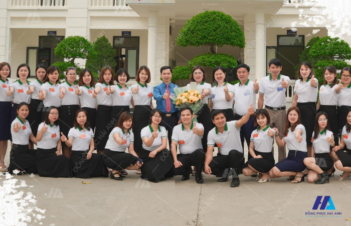 Mẫu Flyok.vip truy cập ngay giáo viên trường Nho Quan C Ninh Bình