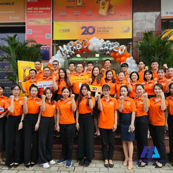 Áo polo SHB có thiết kế năng động, hiện đại và trẻ trung