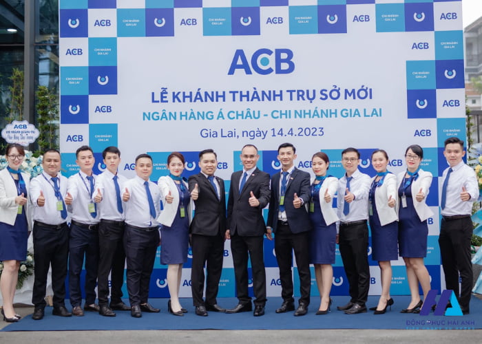 Sứ mệnh và tầm nhìn của ngân hàng ACB luôn hướng tới khách hàng và phát triển bền vững