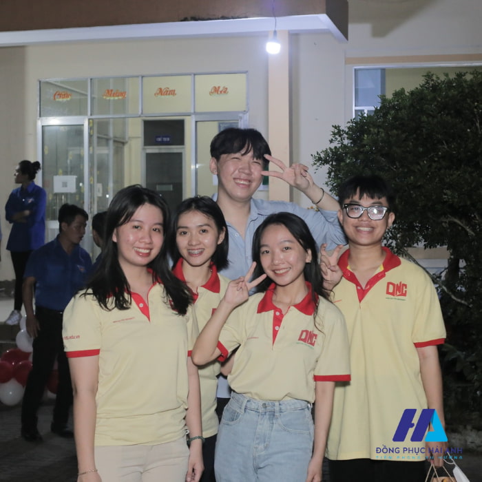 Áo polo Nhà Cái FLY88.COM Xanh Chín, Uy Tín Tặng 188k tạo cảm giác thoải mái, dễ chịu cho sinh viên DNC khi sử dụng