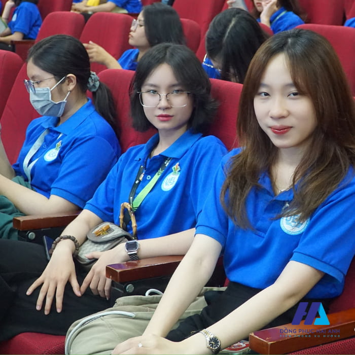 Mẫu Nhà Cái FLY88.COM Xanh Chín, Uy Tín Tặng 188k đoàn đội trường Đại học Kinh tế Luật HCM