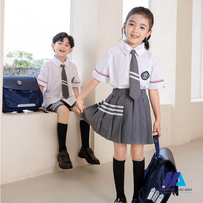 Bộ Nhà Cái FLY88.COM Xanh Chín, Uy Tín Tặng 188k học sinh nữ cấp 1 làm nổi bật sự đáng yêu, dễ thương của các bé