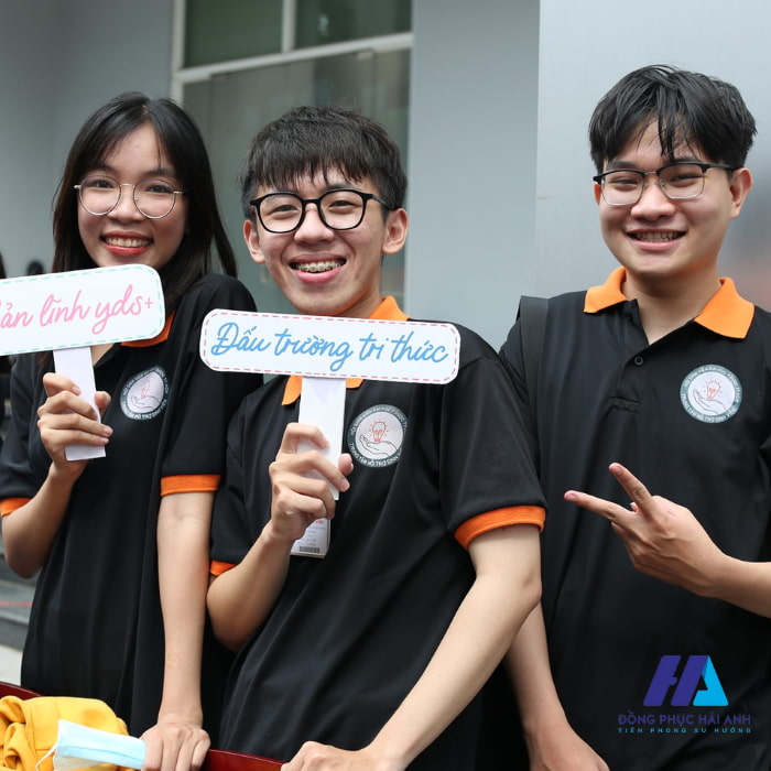 FLy88 quaytay.tv bóng đá áo nhóm lớp Đại học Y Dược TP HCM rất đa dạng kiểu cách