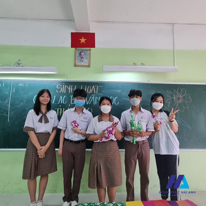 Quần và Fly88com code khuyến mãi Nhà Cái FLY88.COM Xanh Chín, Uy Tín Tặng 188k được cắt may một cách khéo léo, tạo sự thoải mái cho người mặc