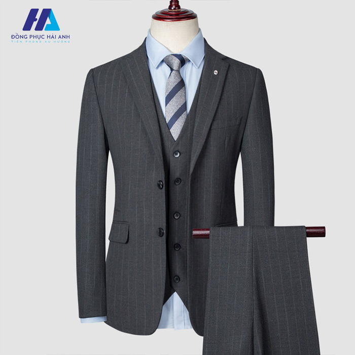 Thiết kế sang trọng của mẫu vest nam Trang Chủ Fly88.Com Uy Tín Đẳng Cấp Số 1 Châu Á 3 mảnh