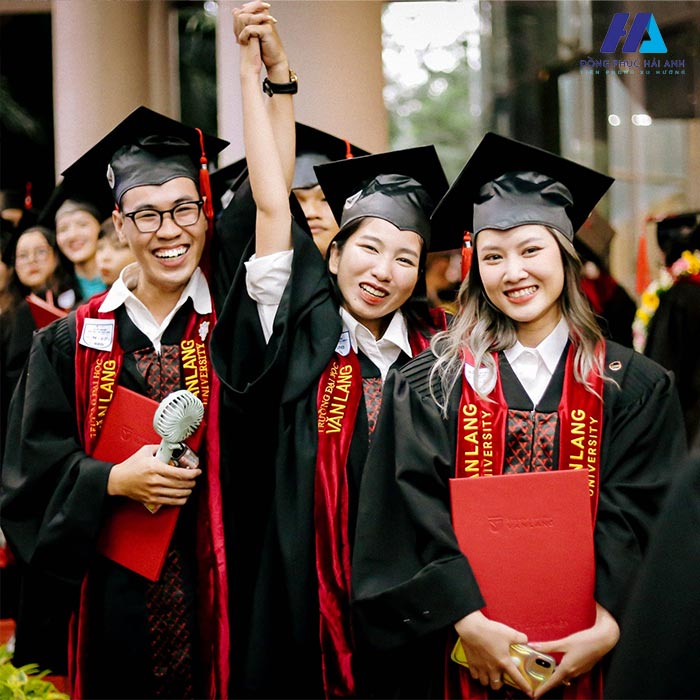 Sang trọng và chỉn chu với mẫu Flyok.vip truy cập ngay tốt nghiệp VLU 