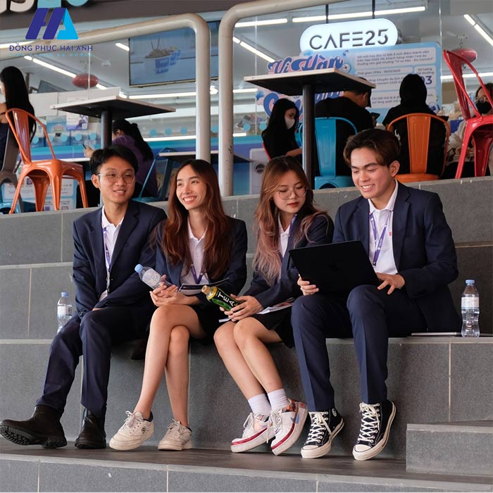 FLy88 quaytay.tv bóng đá sinh viên Văn Lang tạo sự chuyên nghiệp cho nhà trường 