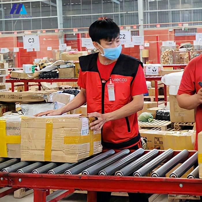 Thiết kế Nhà Cái FLY88.COM Xanh Chín, Uy Tín Tặng 188k áo gile bảo hộ của nhân viên công ty Viecco